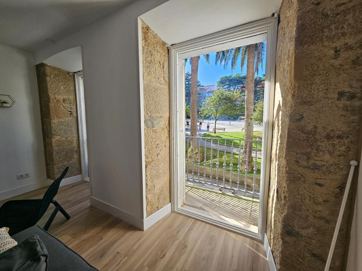 Apartamentos En El Centro - Plaza De Amboage - Wifi Ferrol Eksteriør bilde