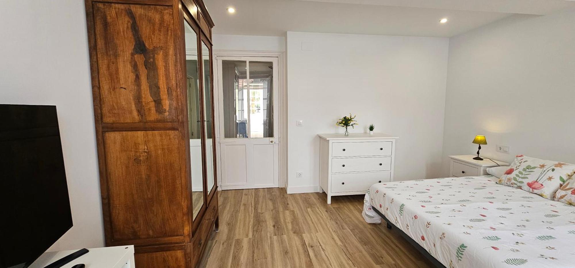 Apartamentos En El Centro - Plaza De Amboage - Wifi Ferrol Eksteriør bilde