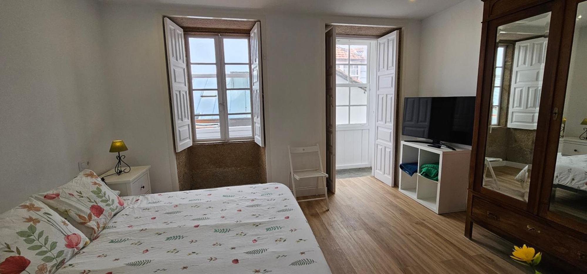 Apartamentos En El Centro - Plaza De Amboage - Wifi Ferrol Eksteriør bilde