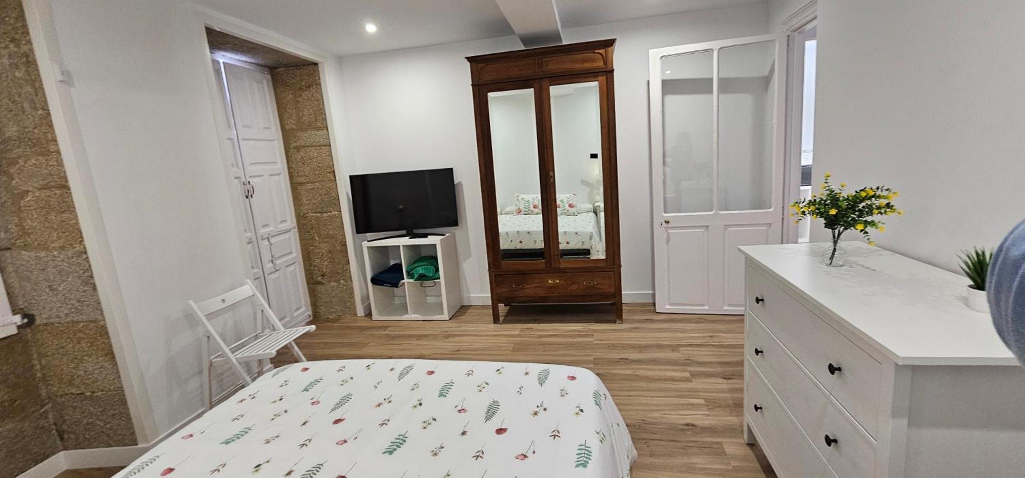Apartamentos En El Centro - Plaza De Amboage - Wifi Ferrol Eksteriør bilde