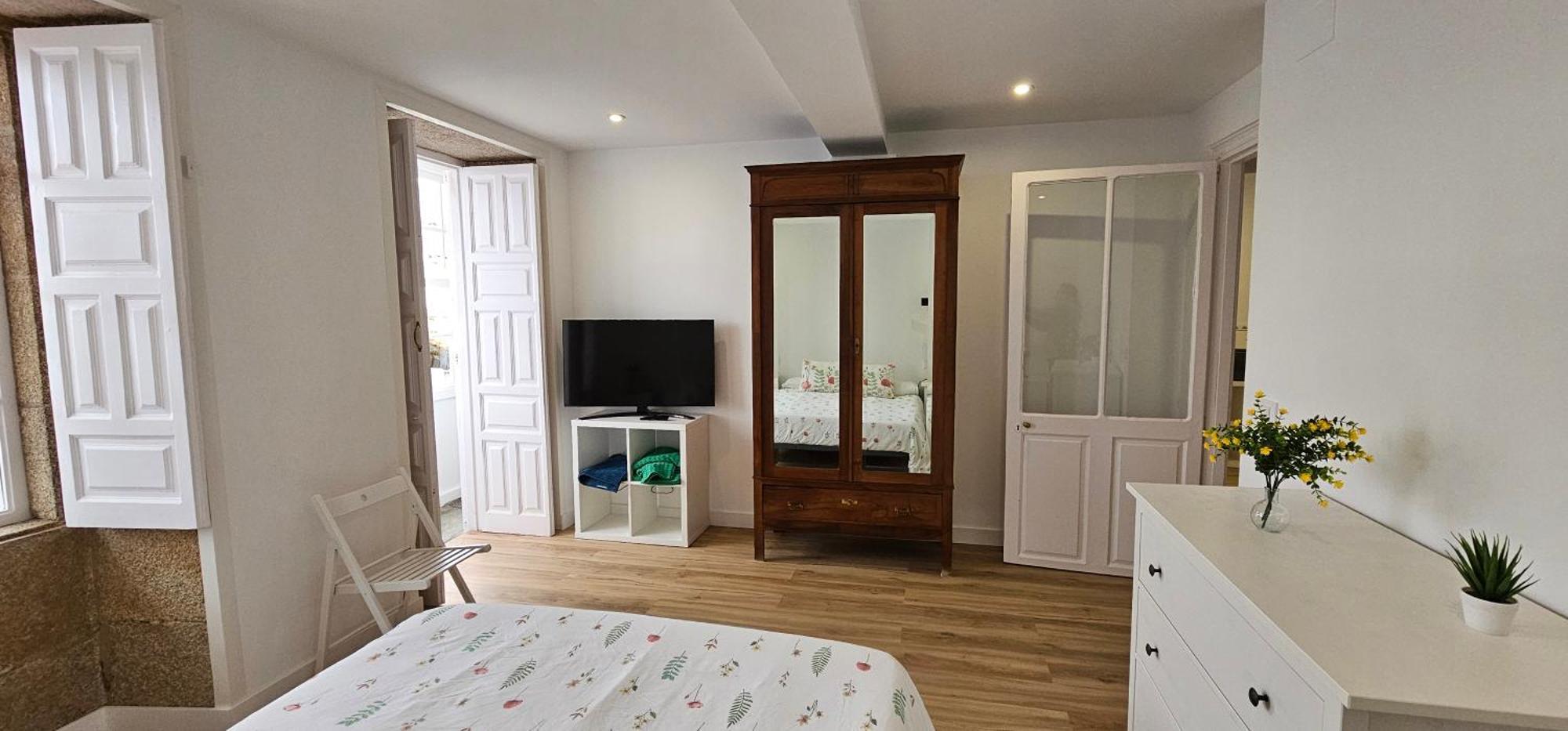 Apartamentos En El Centro - Plaza De Amboage - Wifi Ferrol Eksteriør bilde